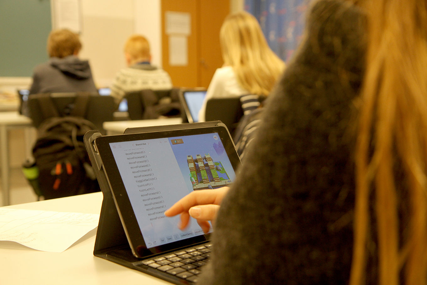 Foto: Heidi M. Skjebstad Leser på ipad